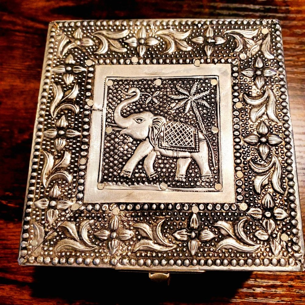Elephant Jewelry/Trinket Box, Blue Velvet Lined 4"x 4"
